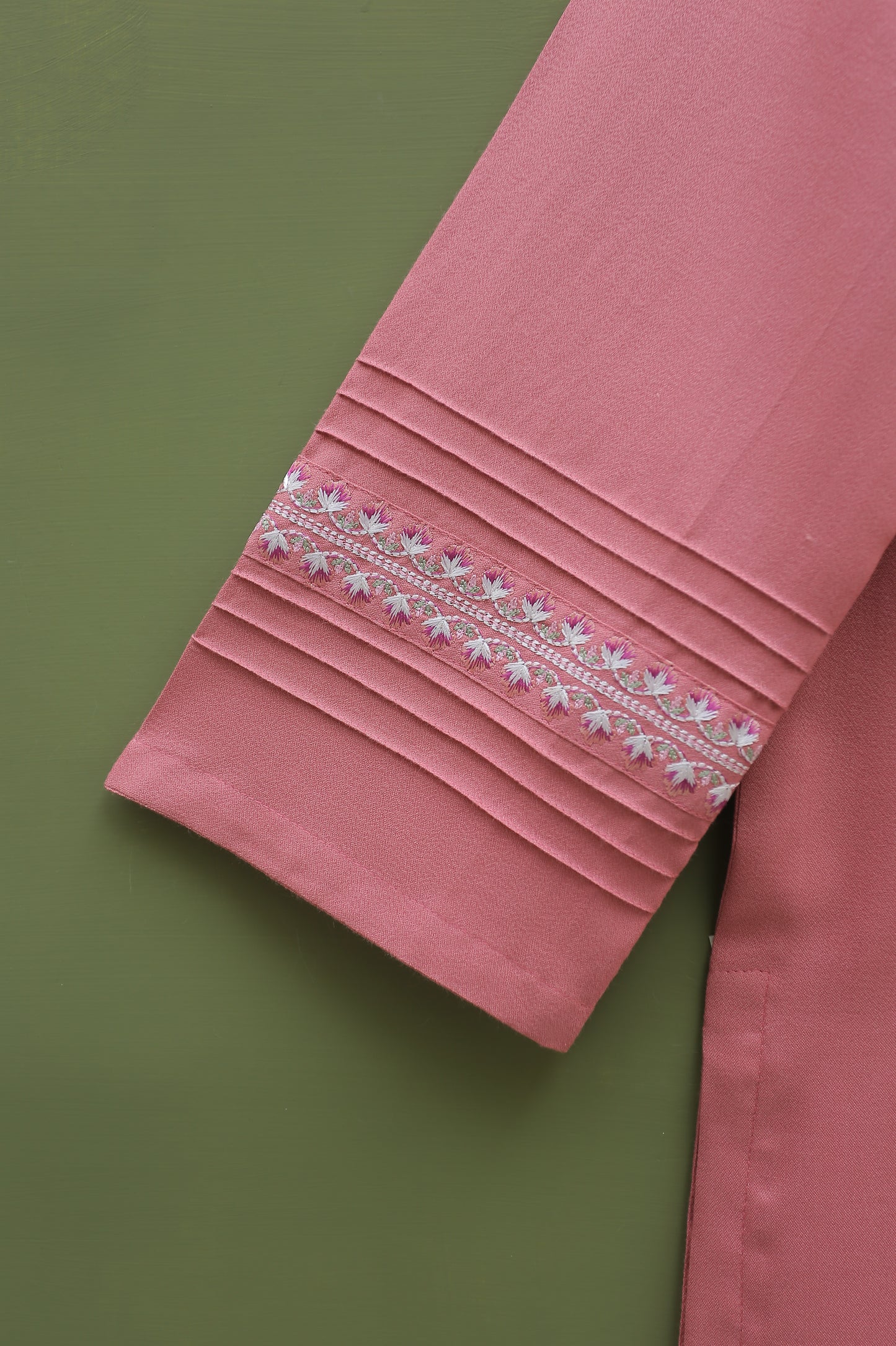 Rose Embroidered Kurta