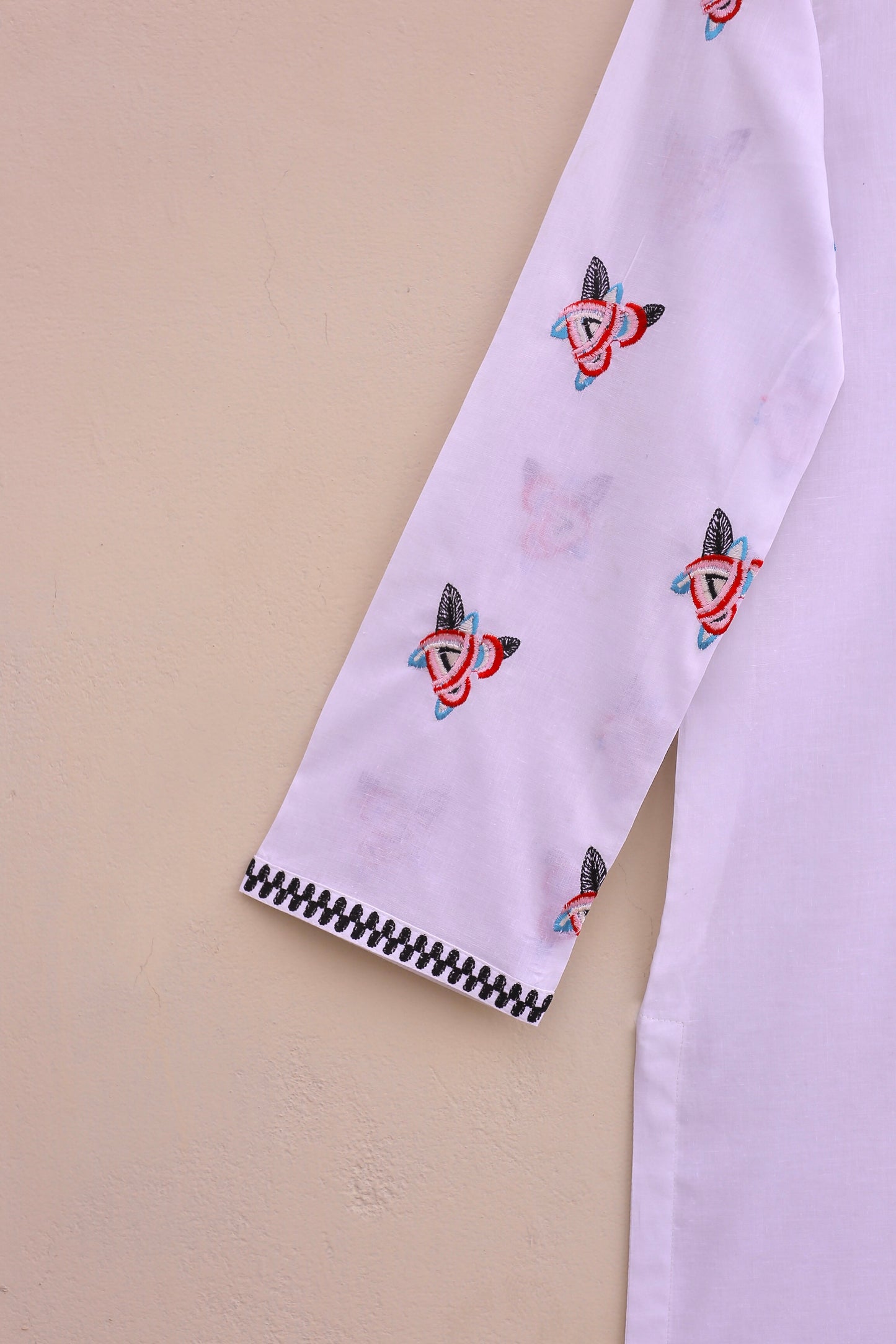 White kurta Embroidered
